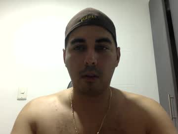 Dannyhot9 Chaturbate stream image from December 19, 2024