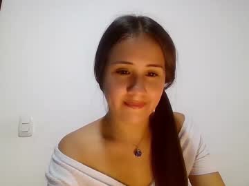Hanny_Kail Chaturbate stream image from December 19, 2024