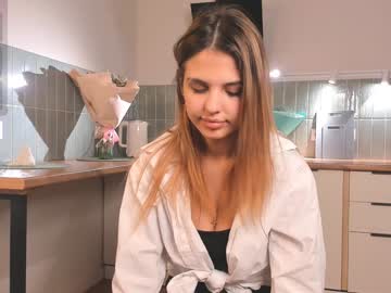 Kristinalambert Chaturbate stream image from December 19, 2024