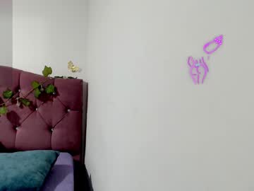 Vallery_Rous Chaturbate stream image from December 19, 2024