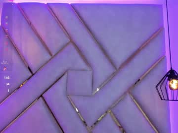 Hailie_Brown Chaturbate stream image from December 19, 2024