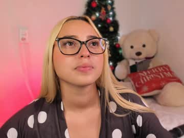 Iris3019 Chaturbate stream image from December 19, 2024