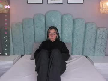Karoll_Santos Chaturbate stream image from December 19, 2024