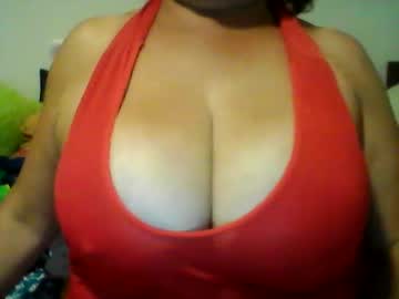 Perlita070822 Chaturbate stream image from December 19, 2024