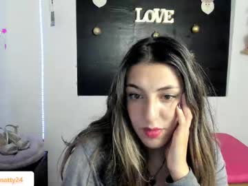 Queen_Natttyy Chaturbate stream image from December 19, 2024