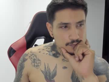Rooswell_47 Chaturbate stream image from December 19, 2024