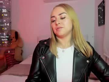 Sophi_Moreno Chaturbate stream image from December 19, 2024