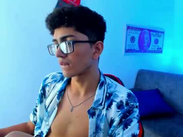 Tylerwhiite_ Chaturbate stream image from December 19, 2024