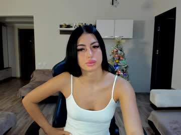 Arianababydoll Chaturbate stream image from December 19, 2024