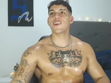 Axel_Taylor21 Chaturbate stream image from December 19, 2024