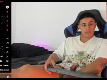 Booy7_7 Chaturbate stream image from December 19, 2024