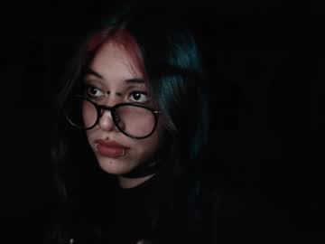 Kattze Chaturbate stream image from December 19, 2024