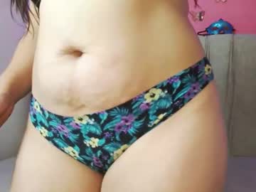 Monickhot303av Chaturbate stream image from December 19, 2024