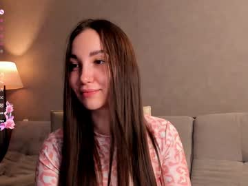 Pureandinnocenta Chaturbate stream image from December 19, 2024