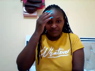 Smartqueen1 Chaturbate stream image from December 19, 2024