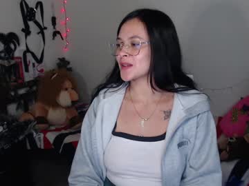 Antonella_Cruz02 Chaturbate stream image from December 19, 2024