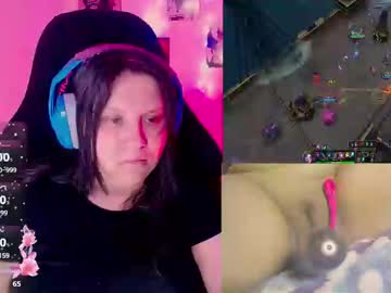 Crystal_Velvet01 Chaturbate stream image from December 19, 2024