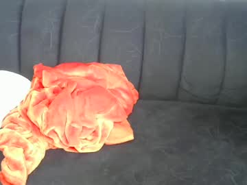 Curvysub2 Chaturbate stream image from December 19, 2024
