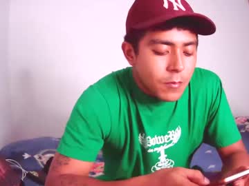 Esteban_Verg Chaturbate stream image from December 19, 2024
