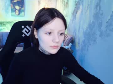 Esterhernandes Chaturbate stream image from December 19, 2024