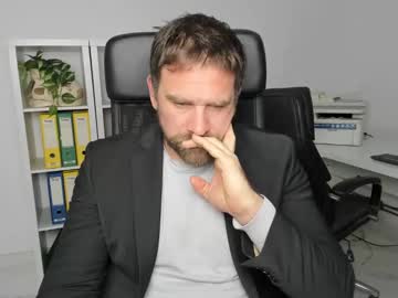 Johnnydough82 Chaturbate stream image from December 19, 2024