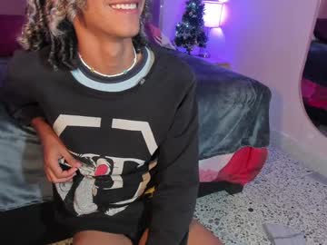 Maxim_Walker Chaturbate stream image from December 19, 2024