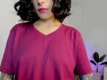 Milla_Pixxie Chaturbate stream image from December 19, 2024