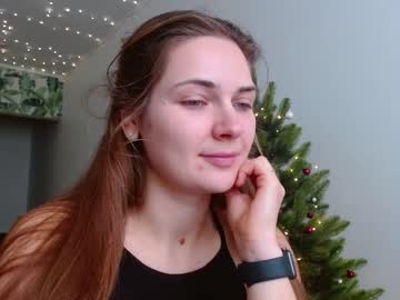 Oliviashiny Chaturbate stream image from December 19, 2024