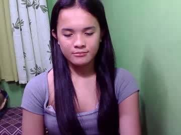 Pinaymorena_Rhowe Chaturbate stream image from December 19, 2024