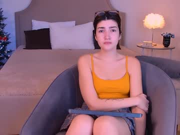 Sherrymayers Chaturbate stream image from December 19, 2024