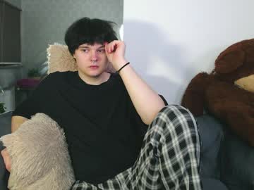Sw33tie_Tom Chaturbate stream image from December 19, 2024