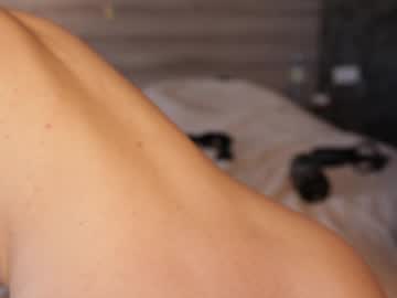 Alexa_Alex_Liepa Chaturbate stream image from December 19, 2024