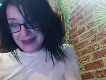 Bbrightlight Chaturbate stream image from December 19, 2024