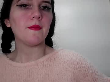 Bigbootybunny Chaturbate stream image from December 19, 2024