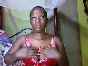 Cinddy_14 Chaturbate stream image from December 19, 2024