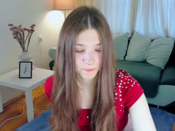 Isaaabella_ Chaturbate stream image from December 19, 2024