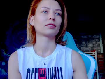 Karoline121 Chaturbate stream image from December 19, 2024