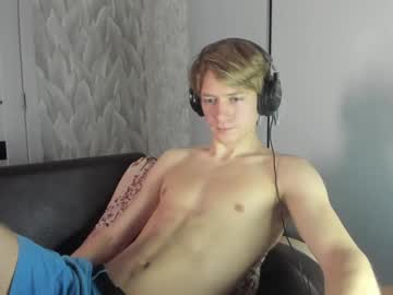 Milkiwy Chaturbate stream image from December 19, 2024