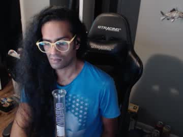 O0st0n3d0o Chaturbate stream image from December 19, 2024