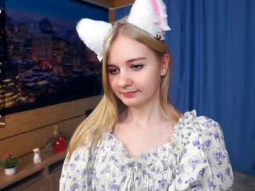 Phyllisearney Chaturbate stream image from December 19, 2024