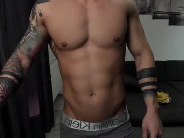 Richarddarell Chaturbate stream image from December 19, 2024