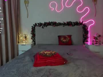Sexy_Flora Chaturbate stream image from December 19, 2024