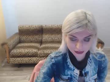 Sexybeatriice Chaturbate stream image from December 19, 2024