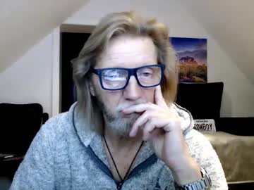Wyattearp64 Chaturbate stream image from December 19, 2024