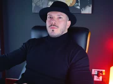 Angeloeric Chaturbate stream image from December 19, 2024