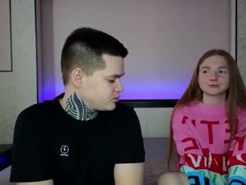 Candy_Bunnies Chaturbate stream image from December 19, 2024