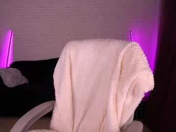 Daenerys_Daen Chaturbate stream image from December 19, 2024