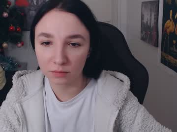 Hollaola Chaturbate stream image from December 19, 2024