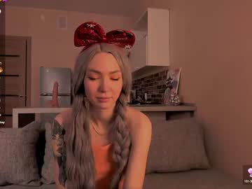 Keelllyreed Chaturbate stream image from December 19, 2024