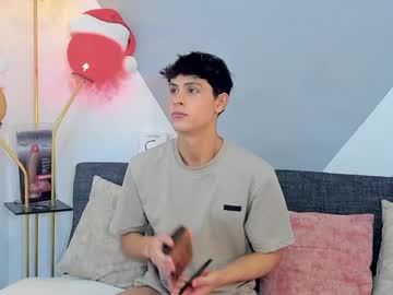 Loganoficialx Chaturbate stream image from December 19, 2024